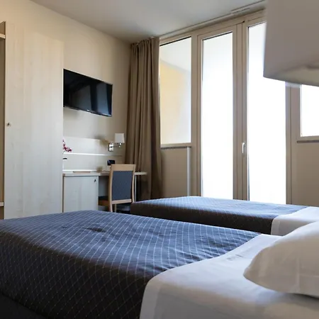 Giallo Hotell Noceto